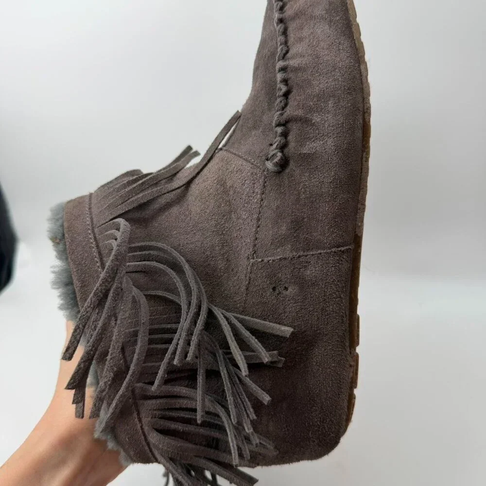 Emu Australia brown suede fringe boots size 8